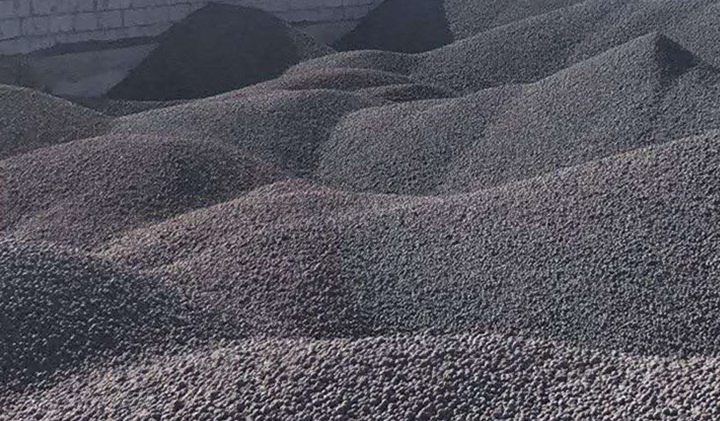 燒結(jié)球團為什么加煤粉？HLM1250中速煤磨機生產(chǎn)球團用煤粉200目，D80全通過