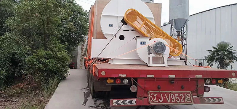 湖南某老板訂購時(shí)產(chǎn)十五噸氫氧化鈣生產(chǎn)線貨物到場剪影！