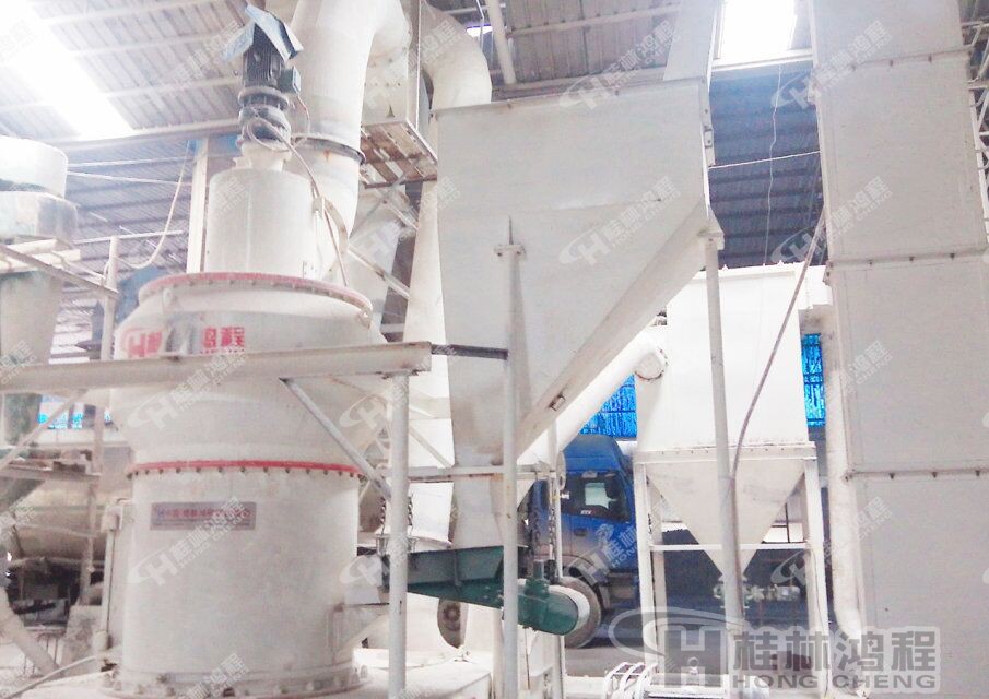 HC1300，325目錳礦石磨粉設(shè)備，錳礦石雷蒙磨粉機(jī)配置方案