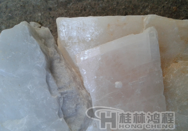 長石，長石粉，長石的用途