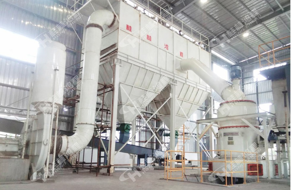 安徽銅陵老板的銅礦HC擺式磨粉機生產(chǎn)線車間現(xiàn)場 安徽銅陵老板的銅礦HC擺式磨粉機生產(chǎn)線車間現(xiàn)場