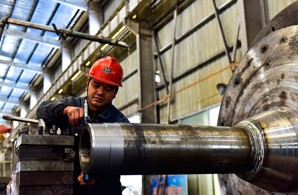 致敬奮斗在平凡崗位中的勞動(dòng)者！